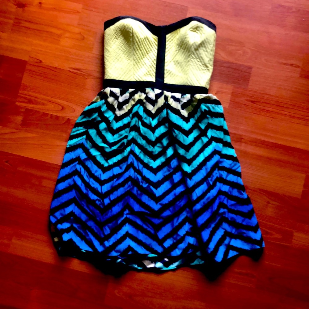 PARKER 🌈 XS strapless dress
